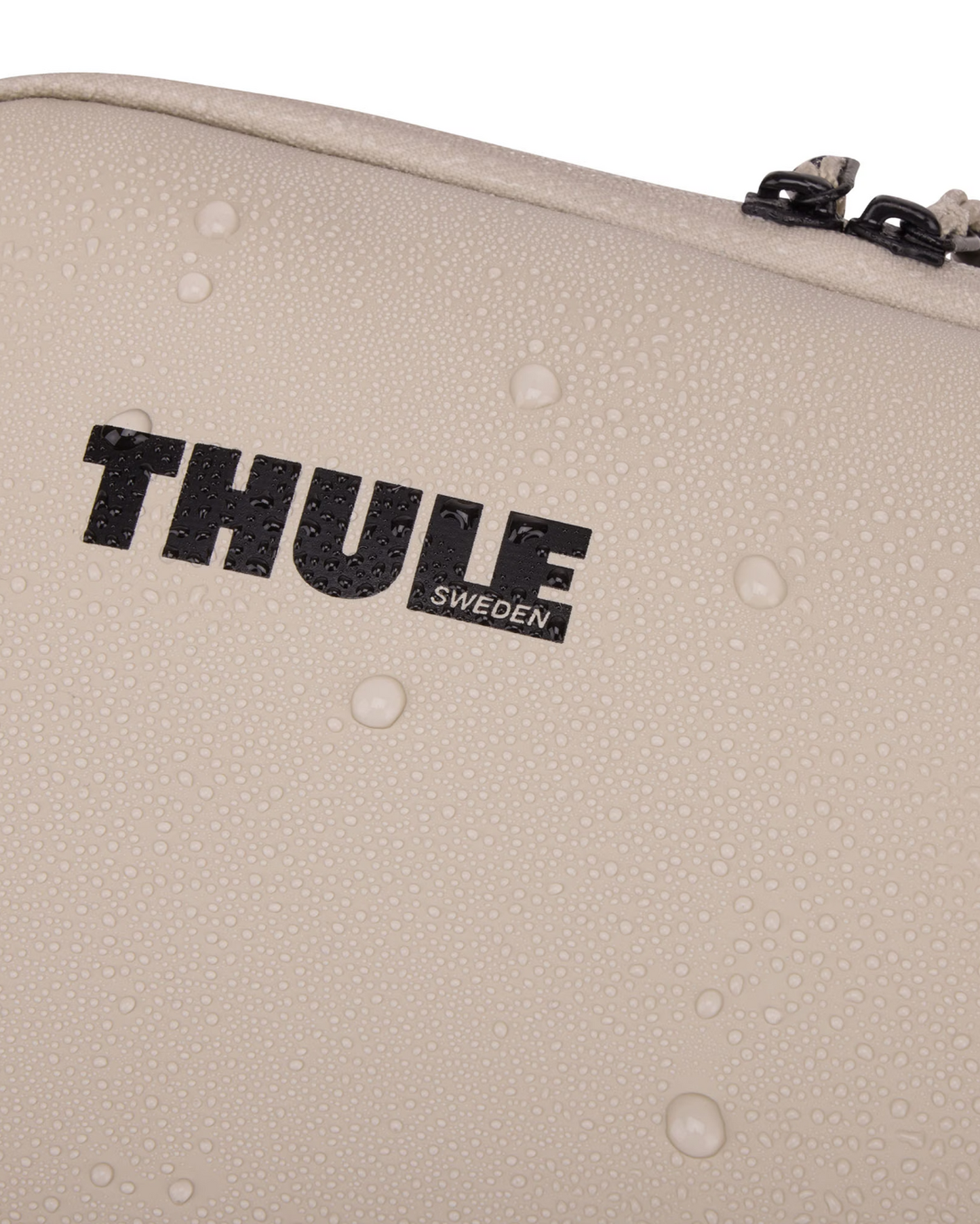 Thule Chasm Medium Gear Cube