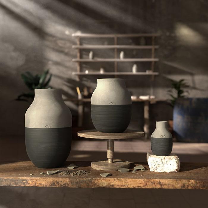 Kähler Omaggio Circulare Vase, Anthracite Grey, H: 4.9"