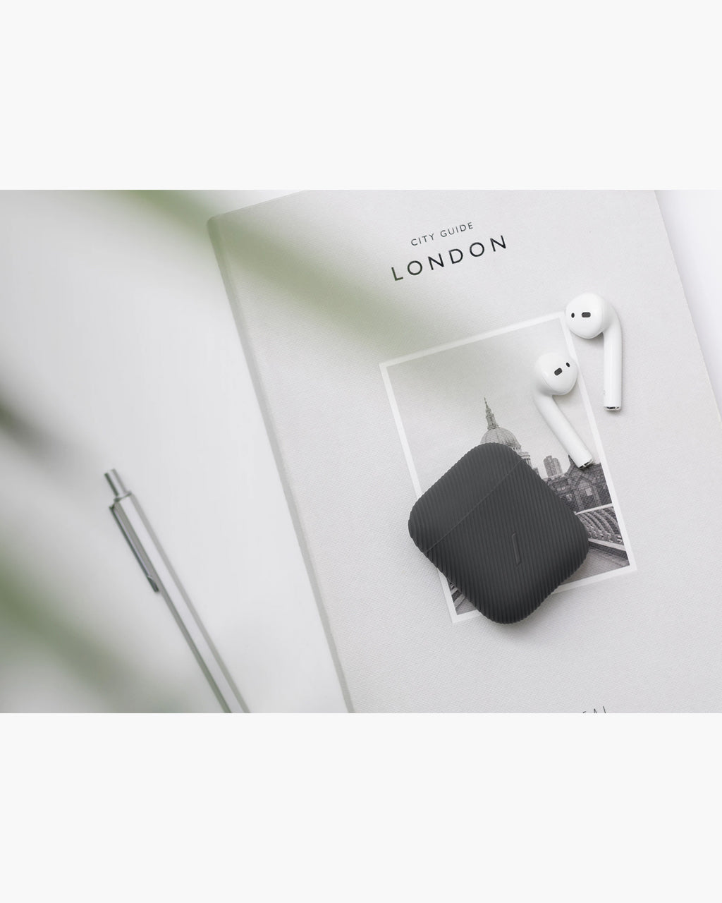 Native Union Curve Case For Airpods | Black