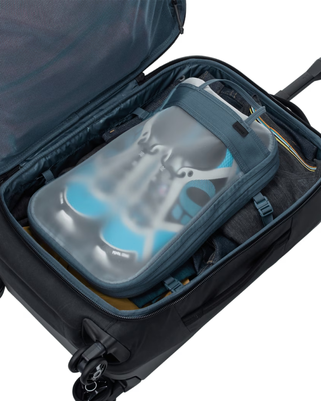 Thule Aion Carry-On Spinner