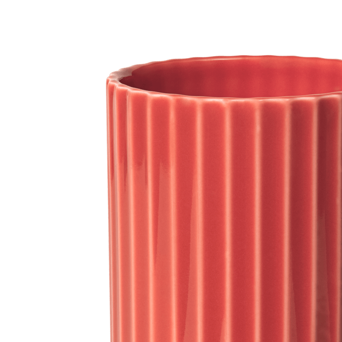 Lyngby Porcelæn Vase, Red, H: 6.1"