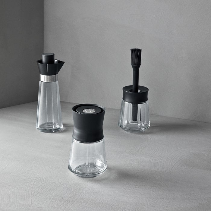 Rosendahl Grand Cru Oil And Vinegar Bottles, Black/Steel, 8.5 Oz