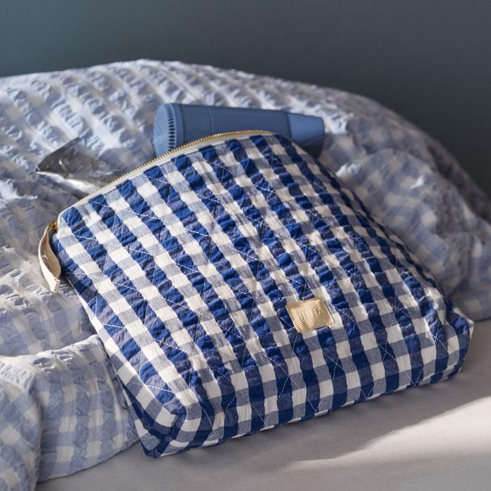 JUNA Karla Toiletry Bag, Dark Blue/White