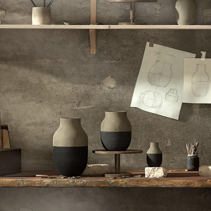Kähler Omaggio Circulare Vase, Anthracite Grey, H: 12.2"