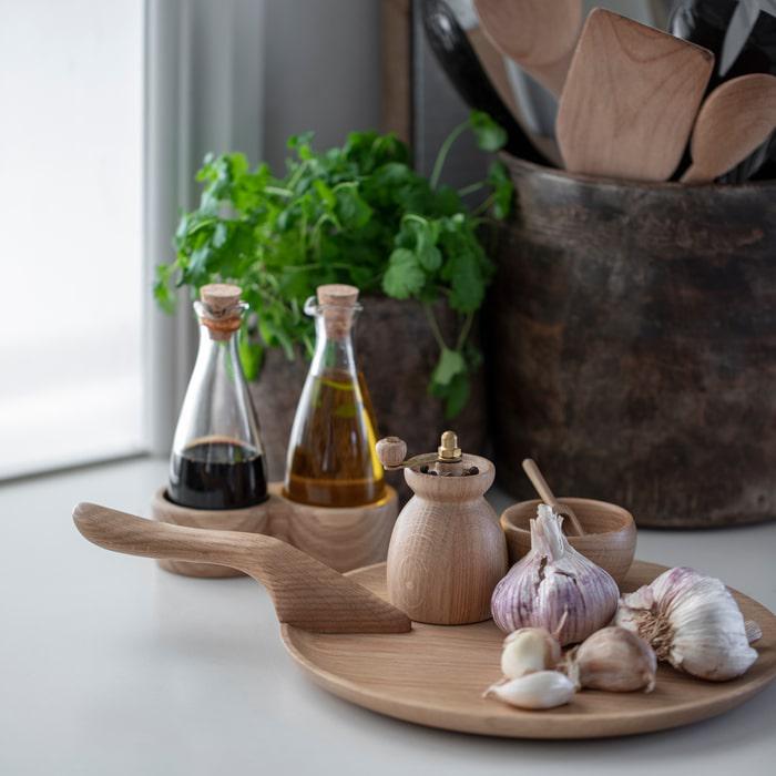 Kay Bojesen Menageri Serving Dish, Oak, Ø: 9.6"