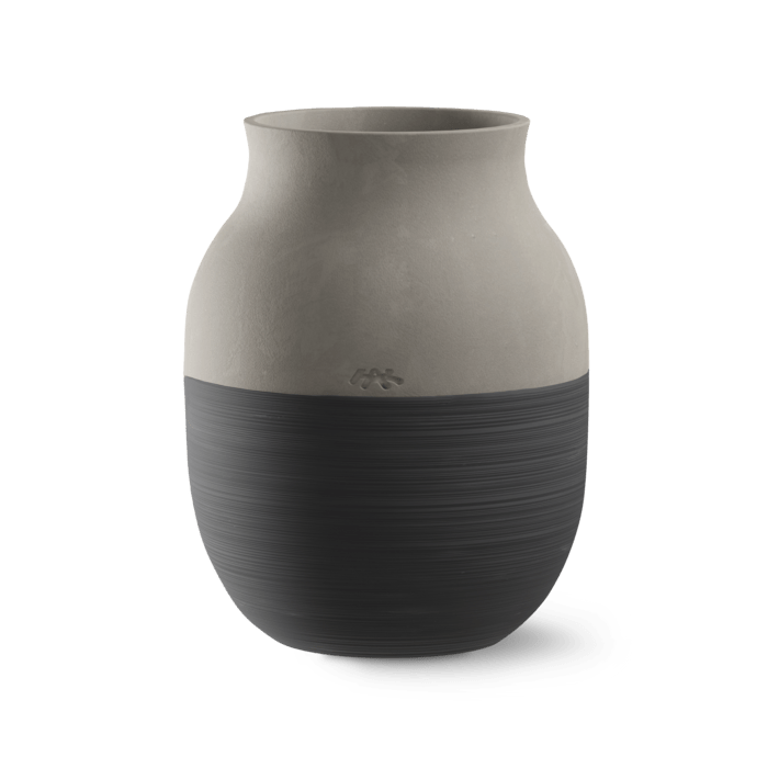 Kähler Omaggio Circulare Vase, Anthracite Grey, H: 7.9"