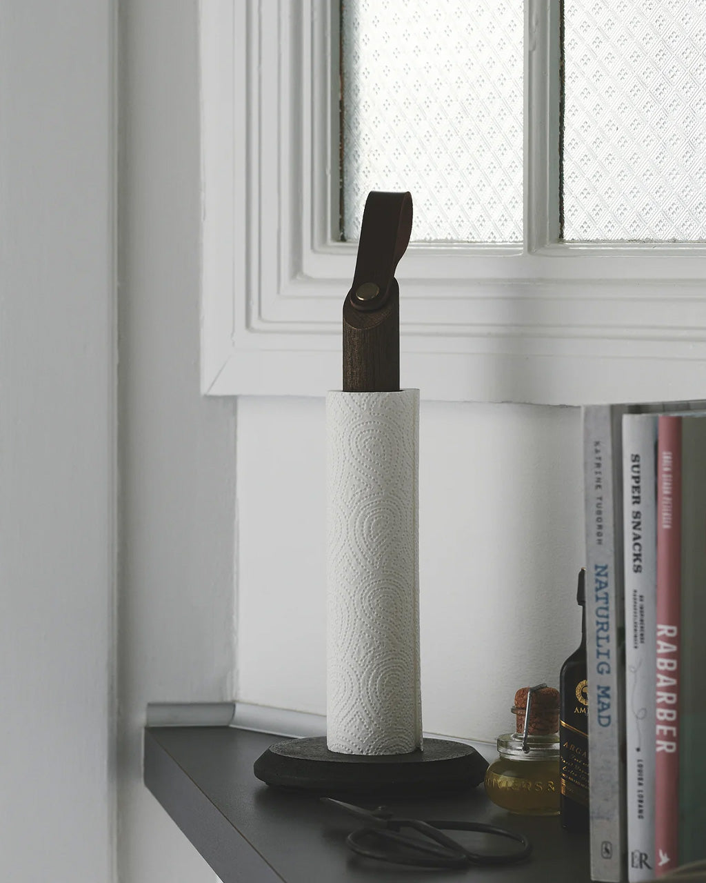 Gejst Grab Kitchen Roll Holder