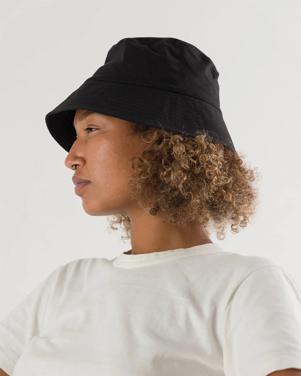 Baggu Bucket Hat on model | Black