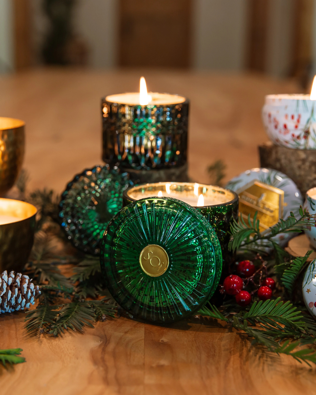The SOi Company Mistletoe & Holly | 8oz Shimmer Candle