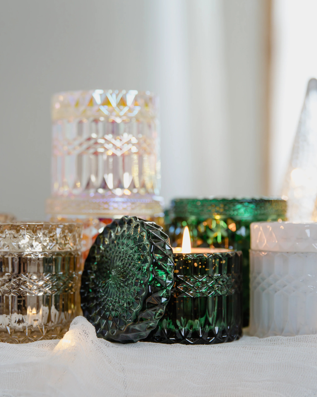 The SOi Company Mistletoe & Holly | 8oz Shimmer Candle