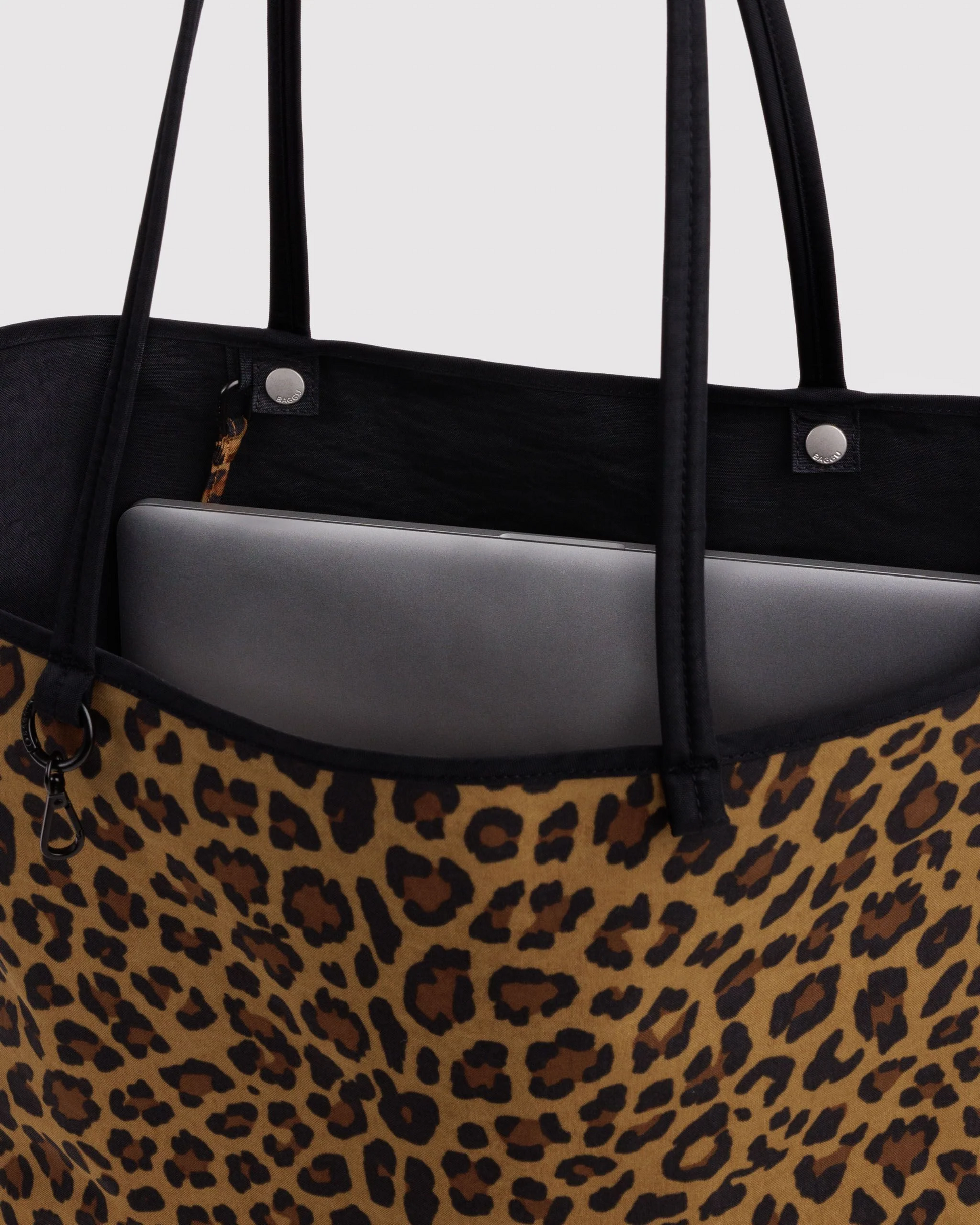 Baggu Large Nylon Reversible Tote | Leopard Mix 