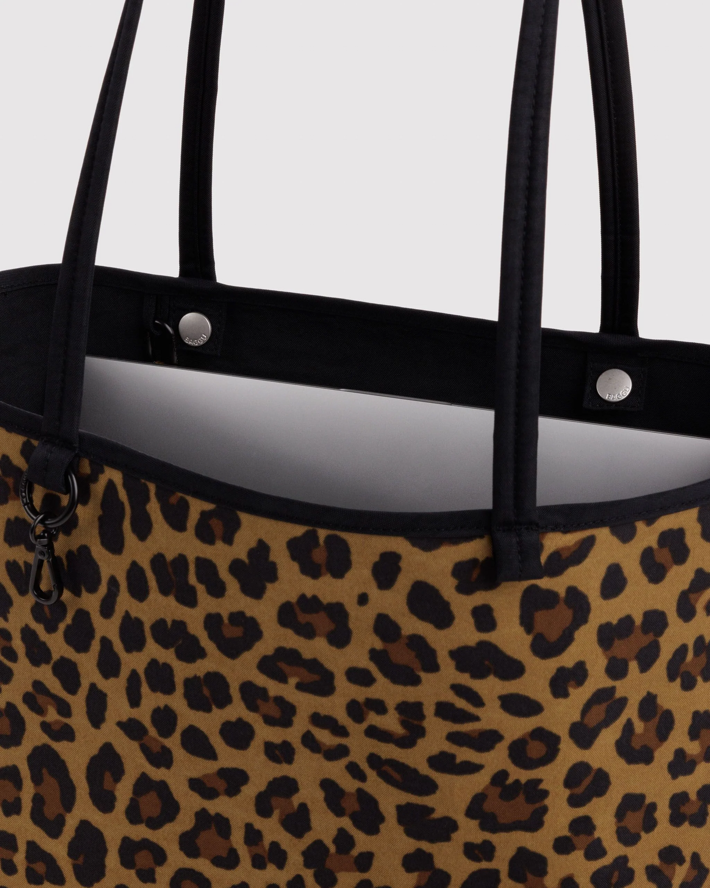 Baggu Medium Nylon Reversible Tote | Leopard Mix 