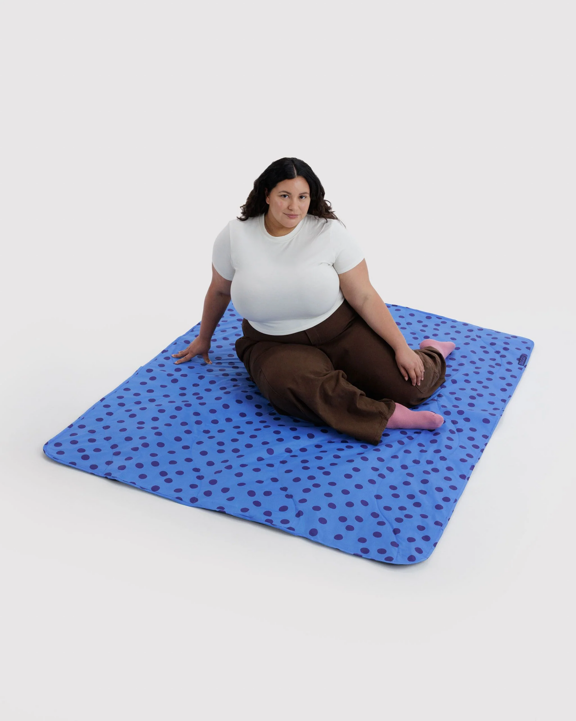 Baggu Puffy Picnic Blanket | Blue Polka Dot 