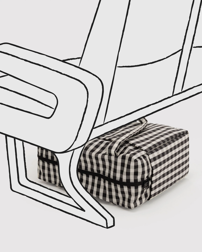 Baggu Small Cloud Carry-On | Black and Cream Gingham 