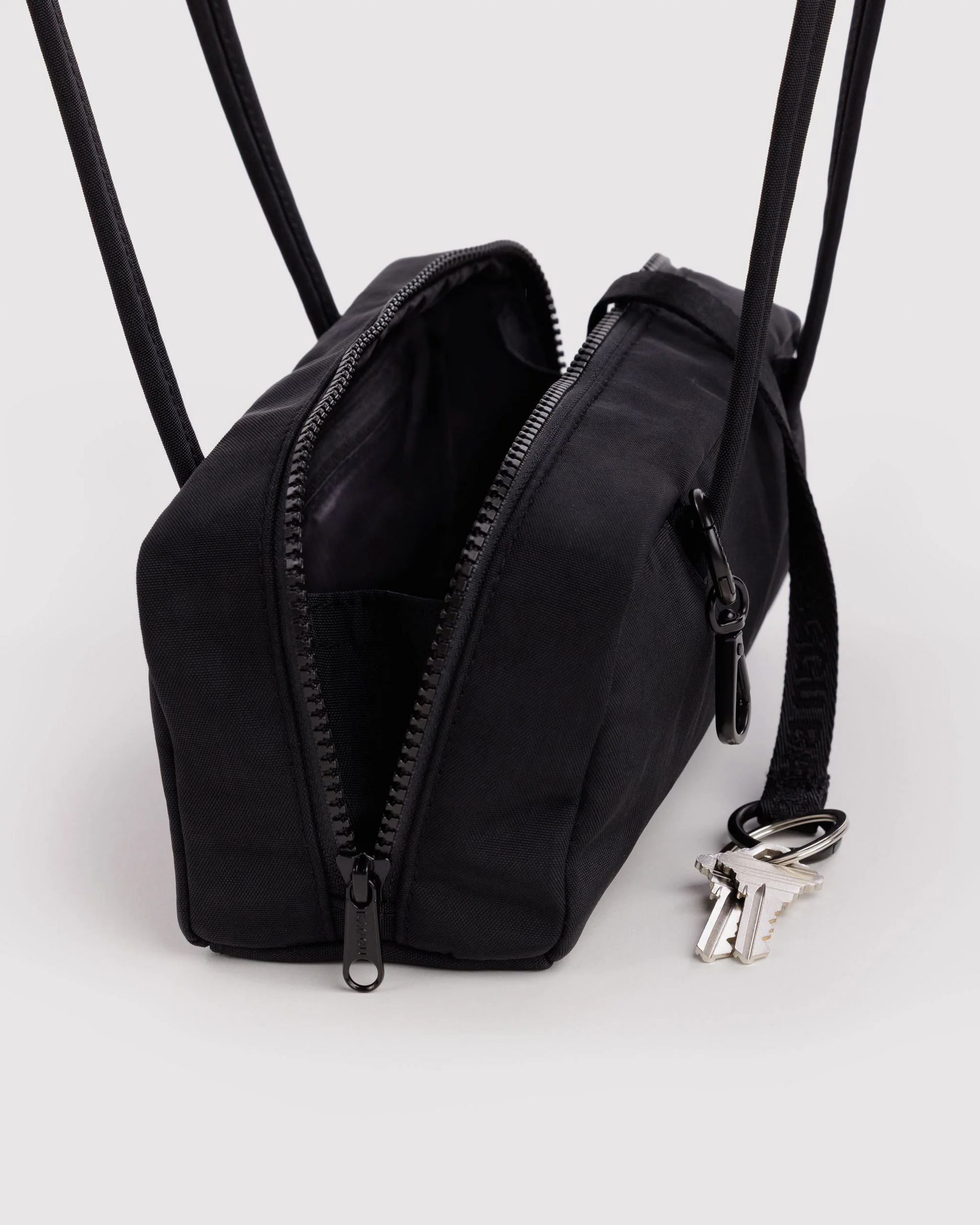 Baggu Small Nylon Bowler Bag | Black 