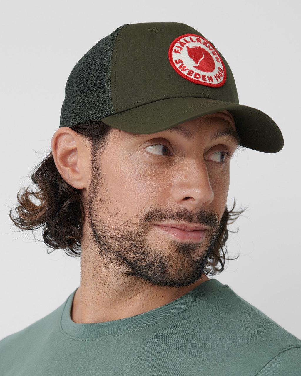 Fjallraven 1960 Logo Langtradarkeps Hat | Deep Forest