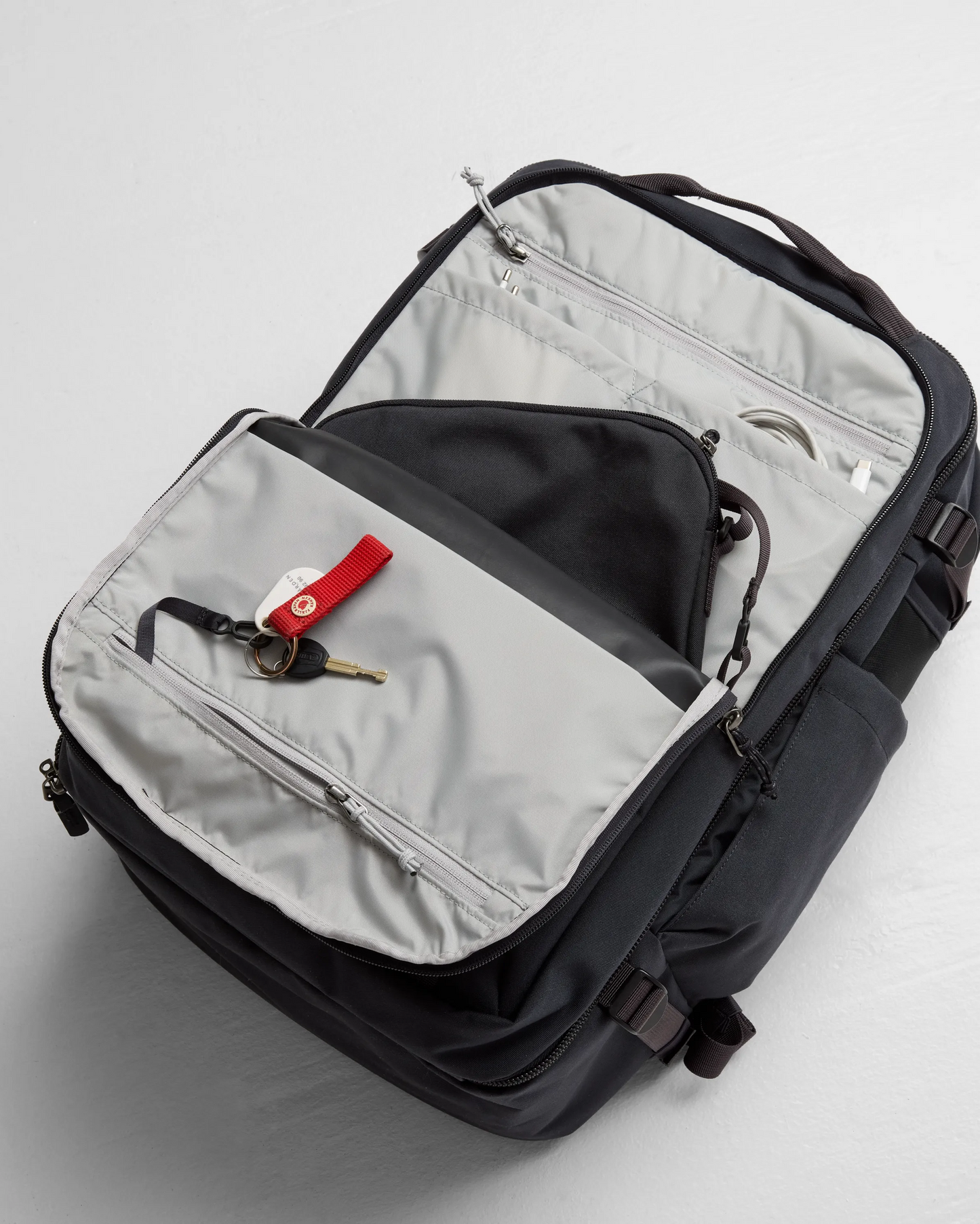 Fjallraven Farden Carry-On Pack | Coal Black