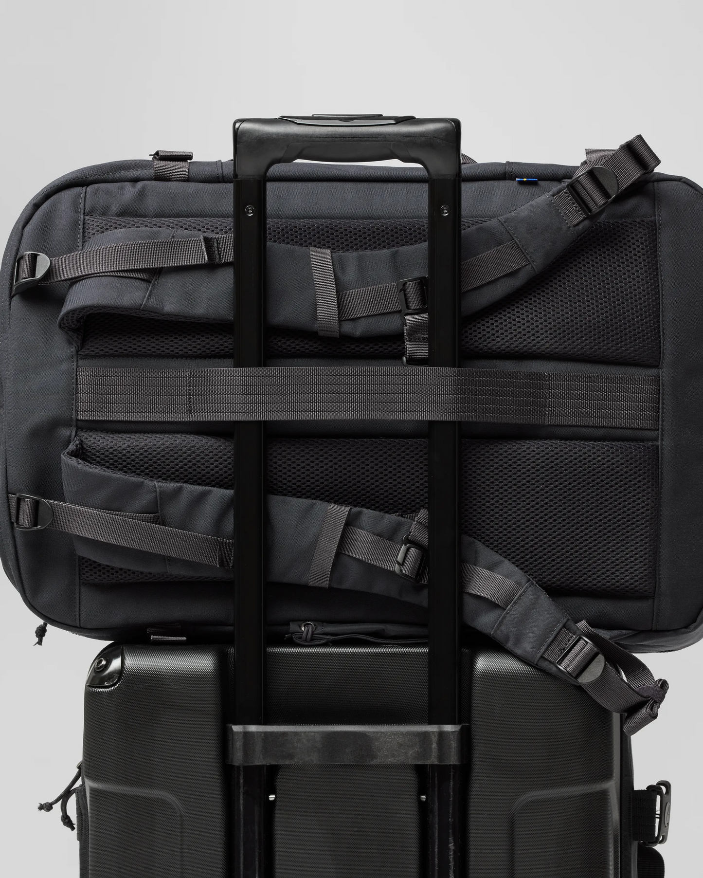 Fjallraven Farden Carry-On Pack | Coal Black