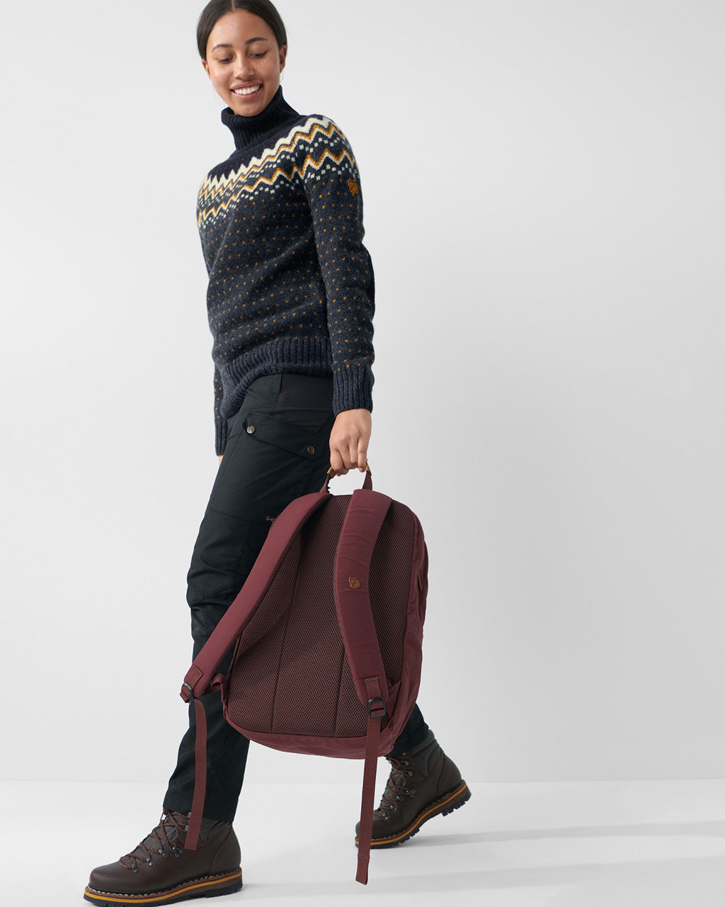 Fjallraven Raven 28 Backpack | Port