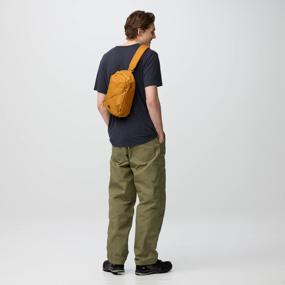 Fjallraven Skule Sling 6 | Red Gold