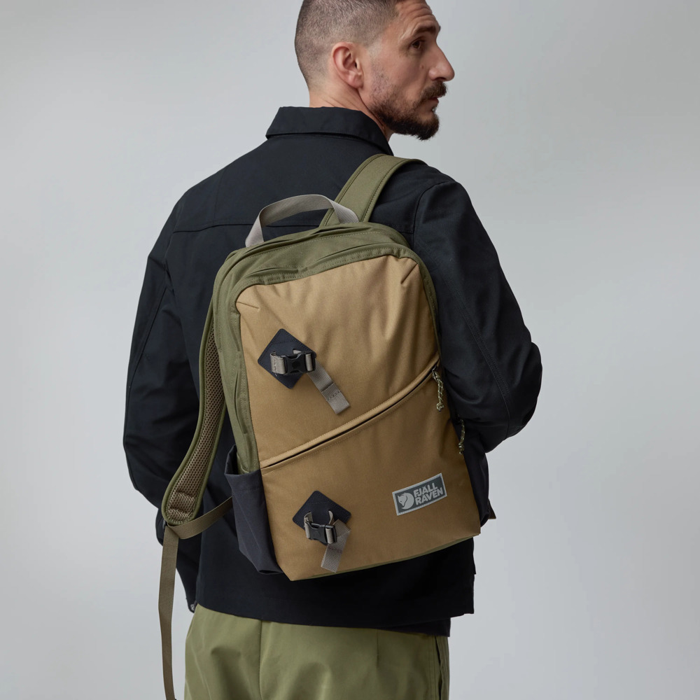 Fjallraven Vardag Backpack 17 | Green - Clay