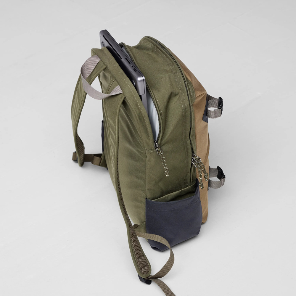 Fjallraven Vardag Backpack 17 | Green - Clay