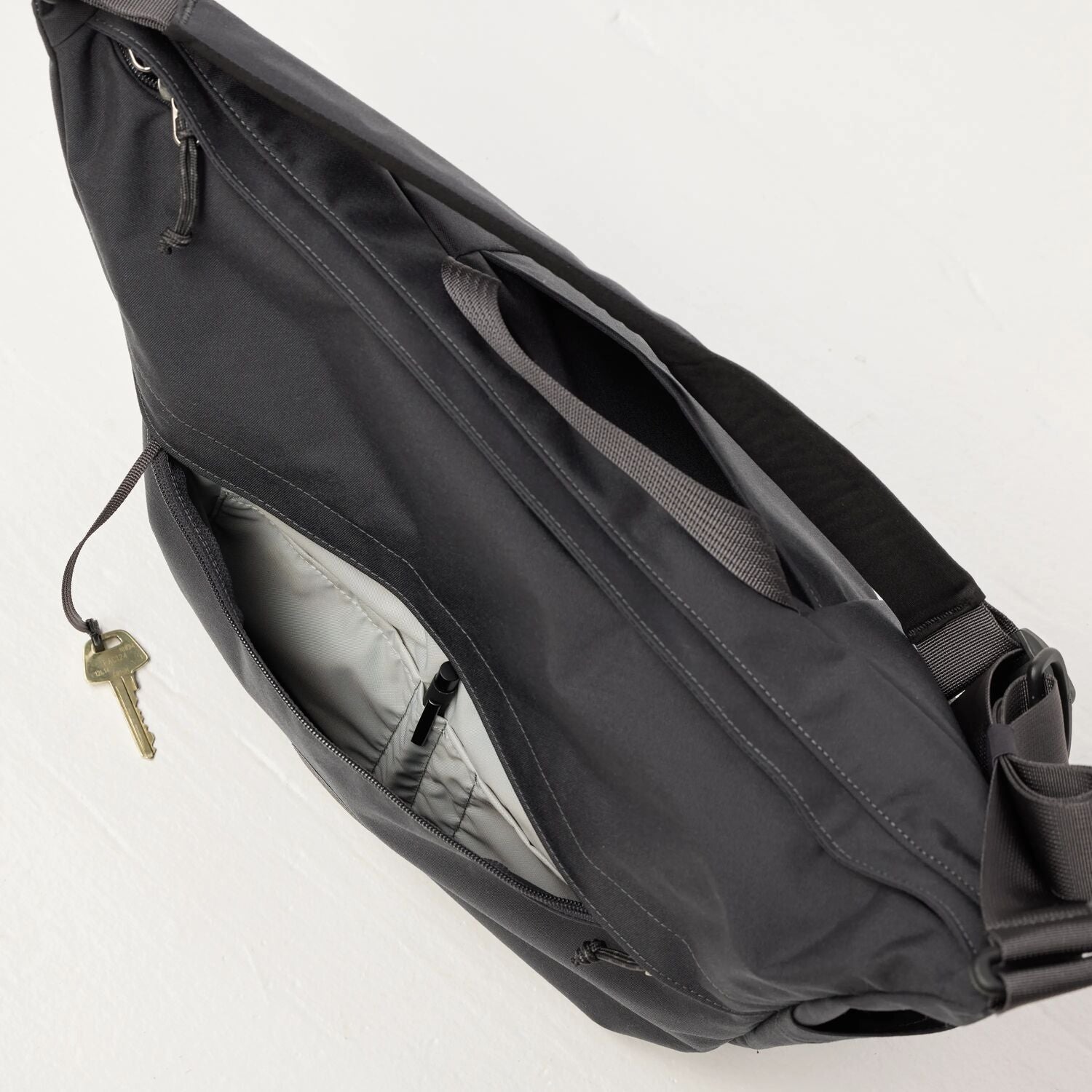 Fjallraven Färden Crossbody | Coal Black 