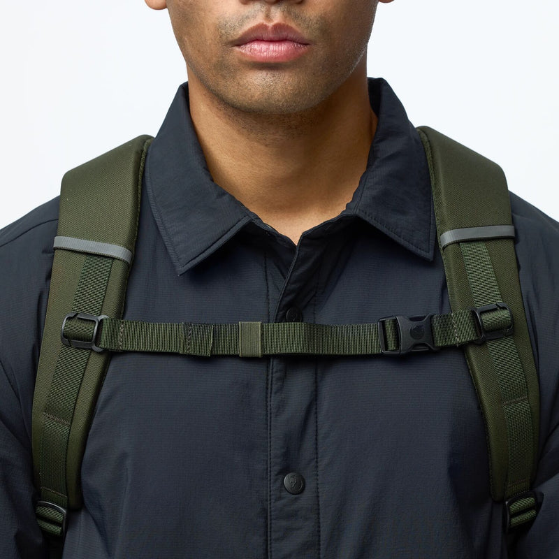 Fjallraven Skule Top Zip 30 | Deep Forest