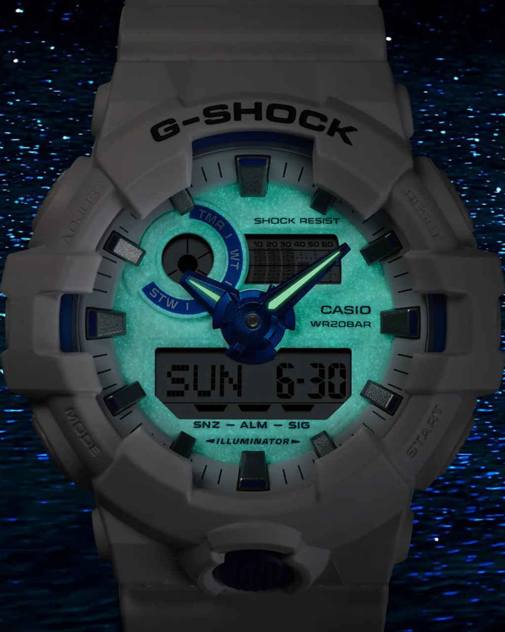 G-Shock GA700HDS-7A | White