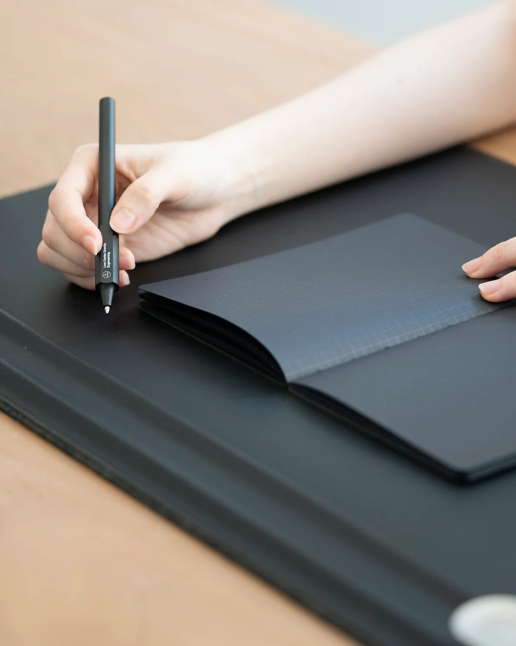 HMM Plummet Ballpoint