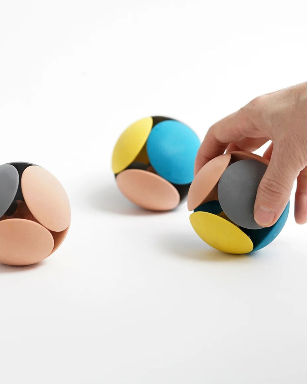 HMM-Eraser-ball | Peach Pink