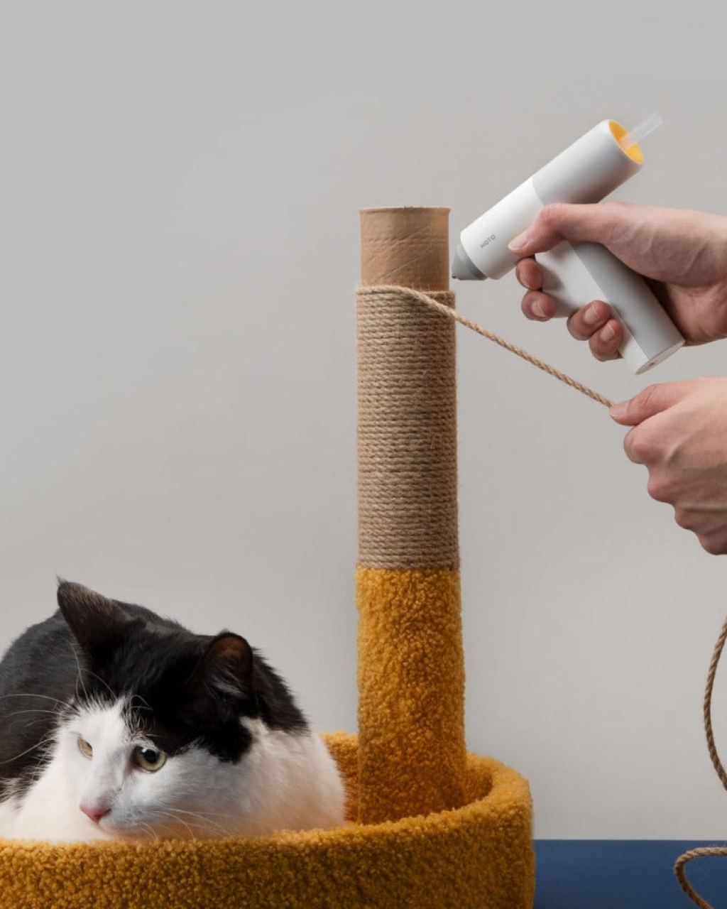 HOTO Cordless Manual-Feeding Glue Gun