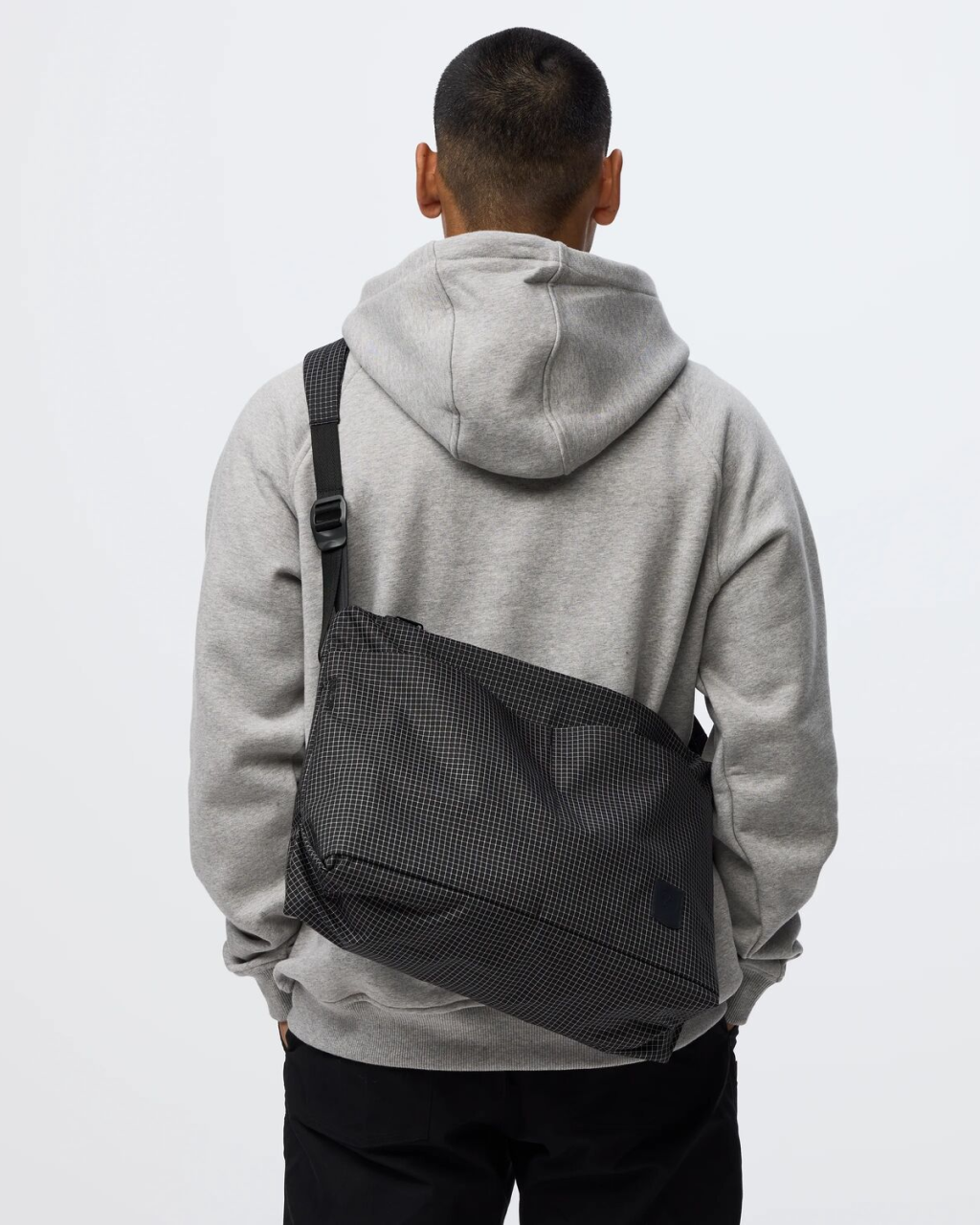 High Coast Pro Shoulder Bag | Black 