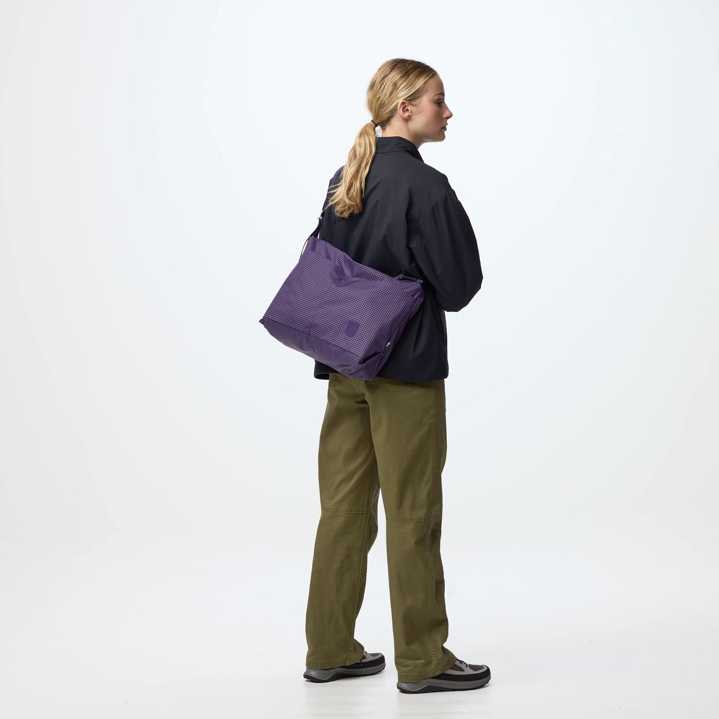 High Coast Pro Shoulder Bag | Dark Violet 