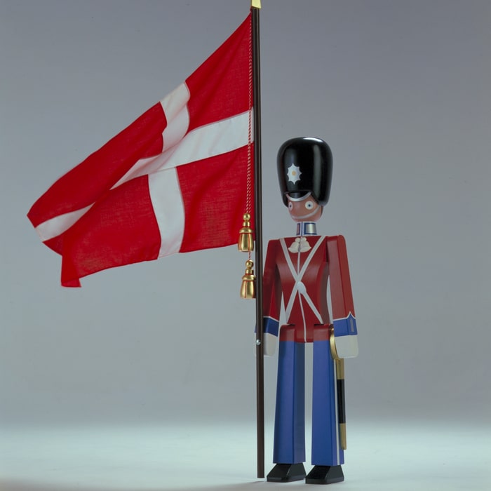 Kay Bojesen Standard-Bearer, Red/Blue/White
