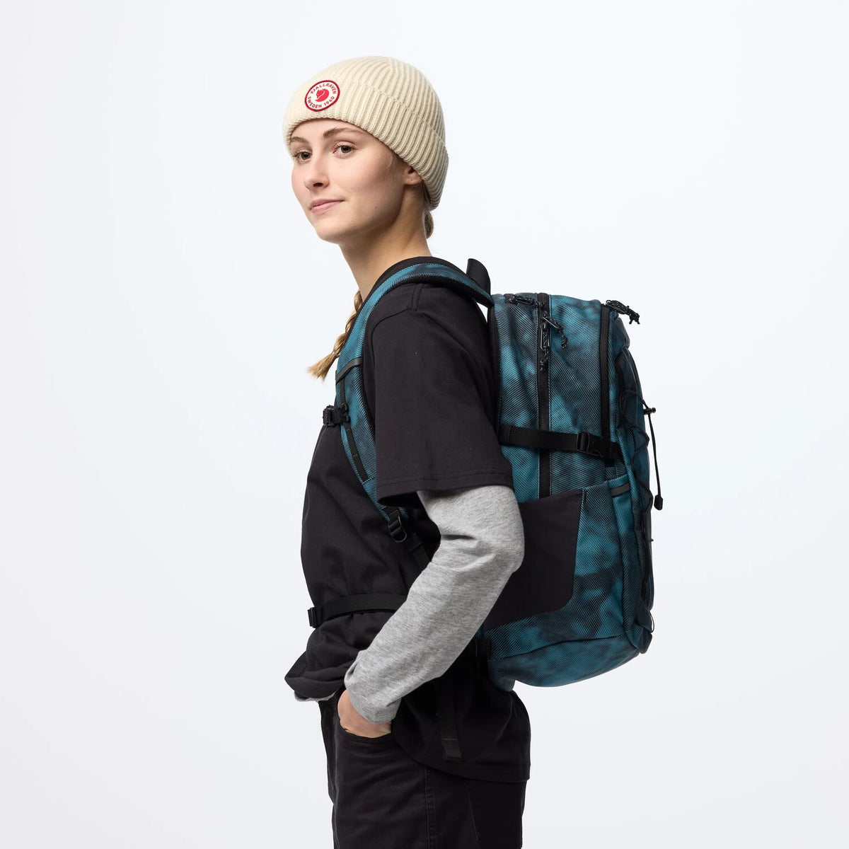 Skule Graphics 28 | Teal / Shade 
