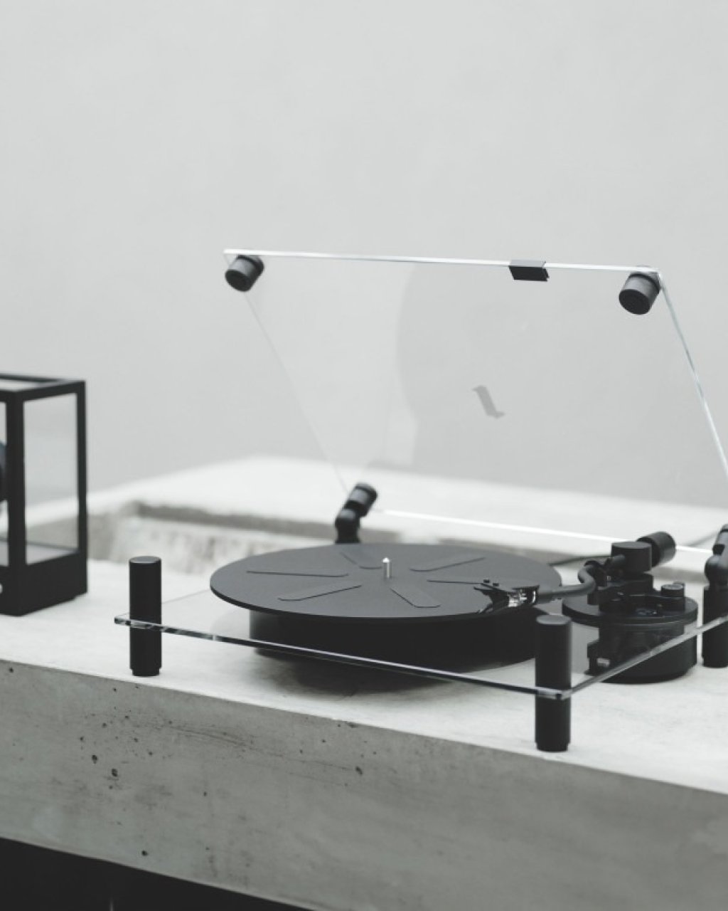 Transparent Turntable - Black