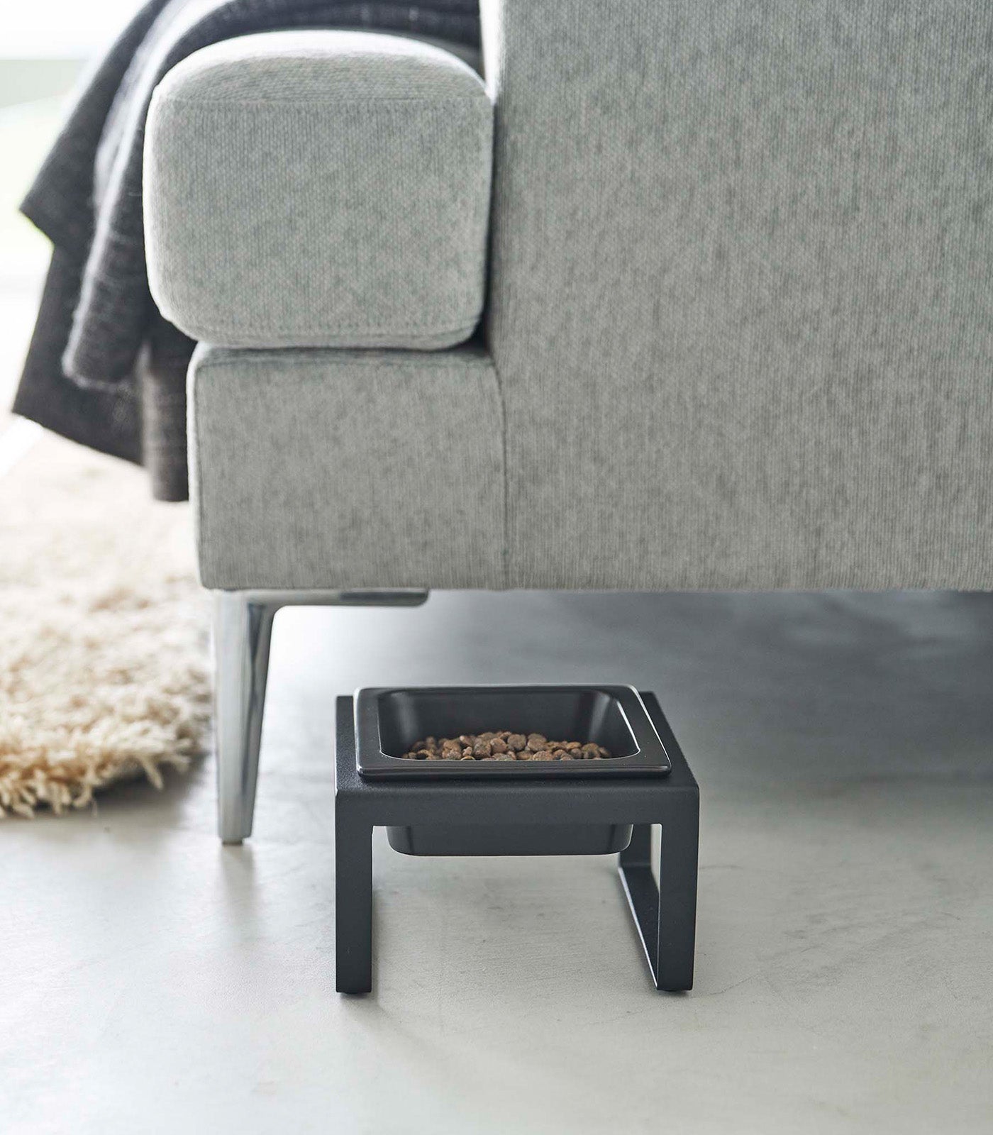 Yamazaki Home Single Pet Food Bowl