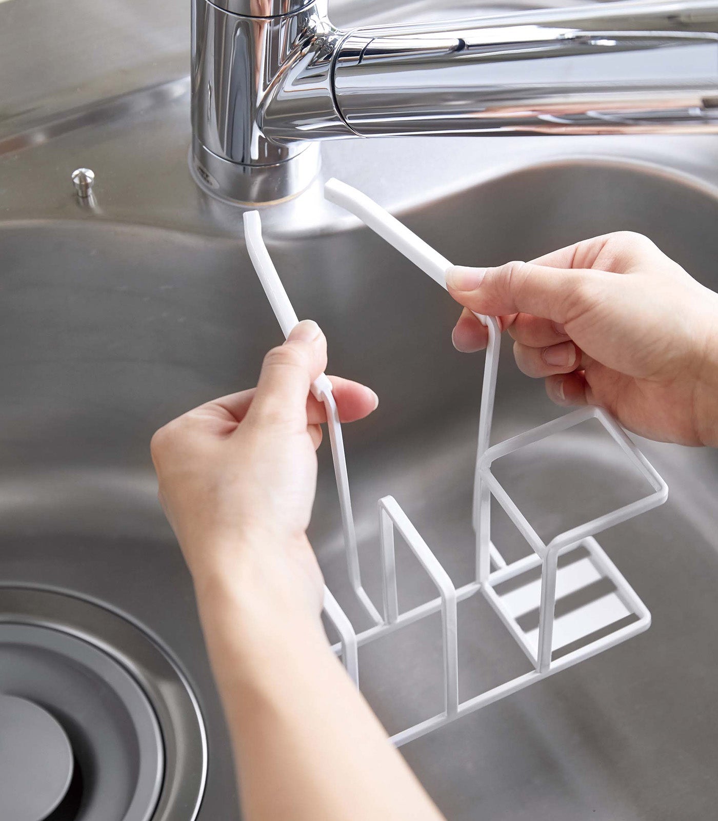 Yamazaki Home Faucet-Hanging Sponge and Brush Holder