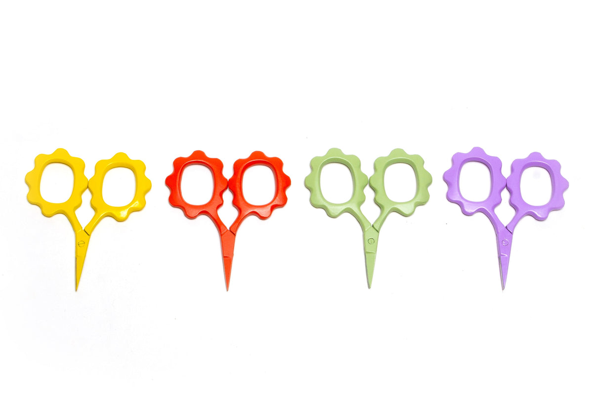 Four colorful DEGEN Swerve Mini Scissors on white, including red-orange Poppy | Poppy