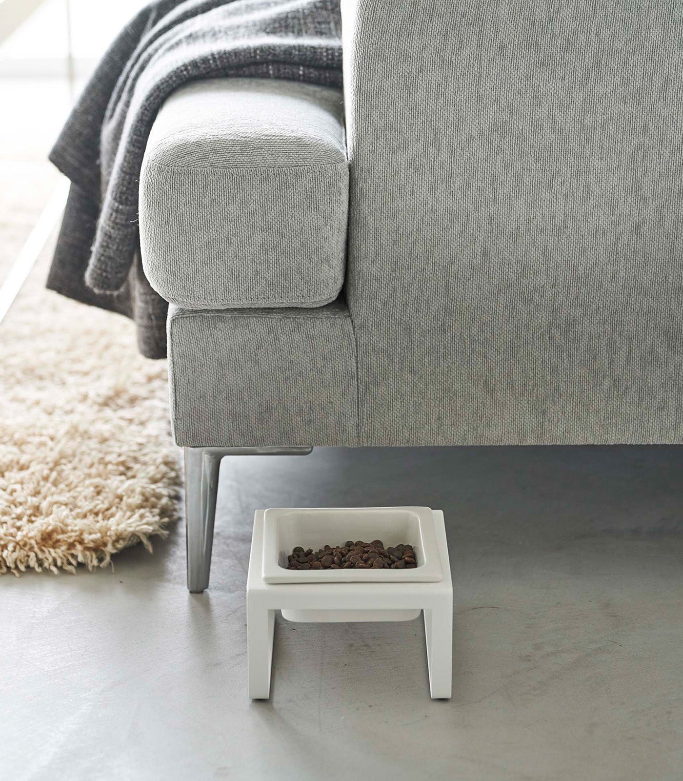 Yamazaki Home Single Pet Food Bowl