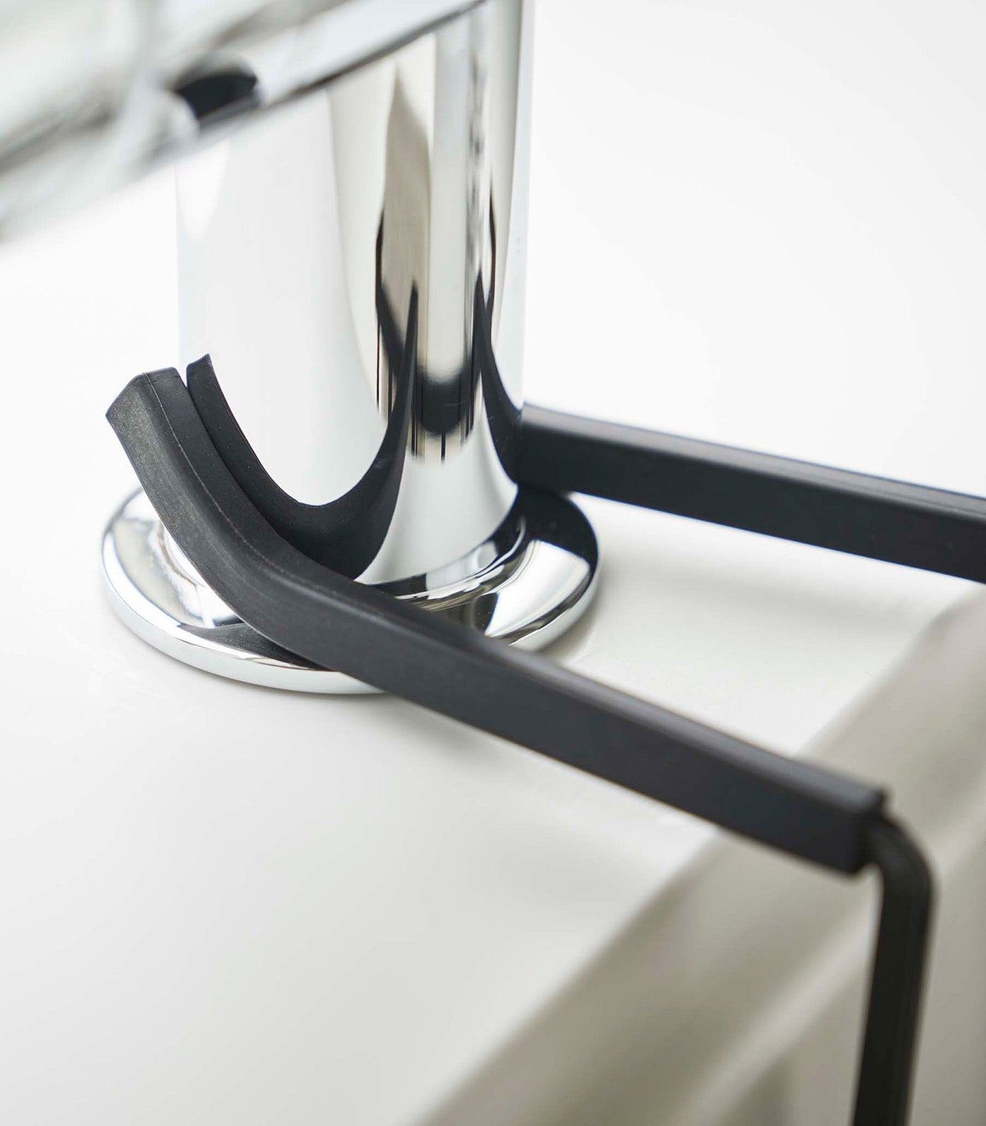Yamazaki Home Faucet-Hanging Sponge Caddy