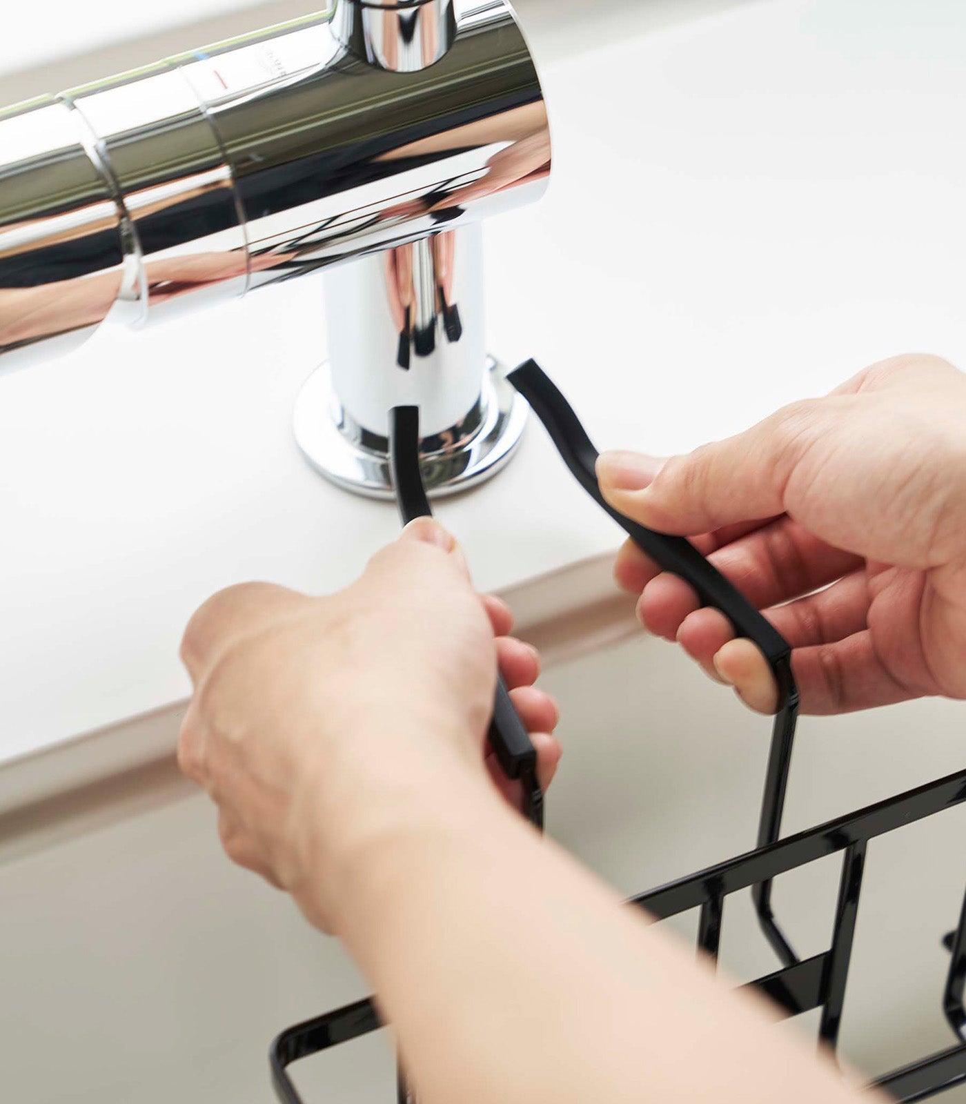 Yamazaki Home Faucet-Hanging Sponge Caddy