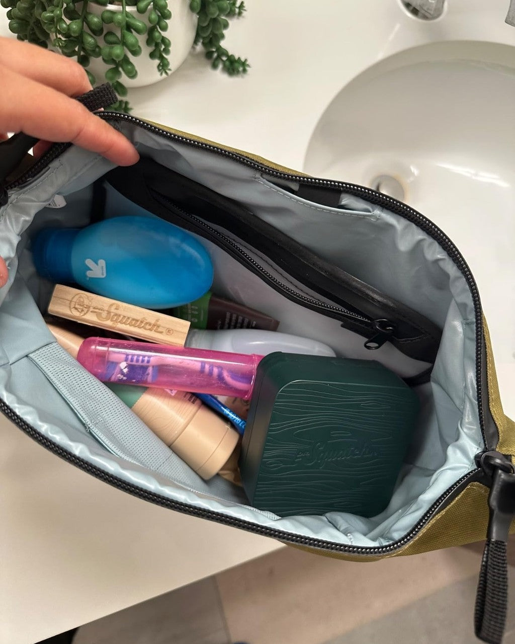 Thule Aion Toiletry Bag Black