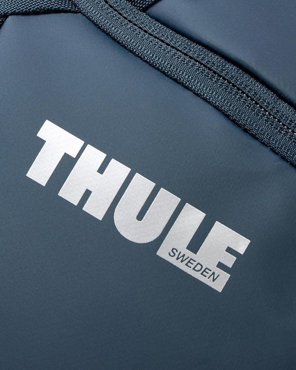 Thule Chasm Laptop Backpack | Darkest Blue