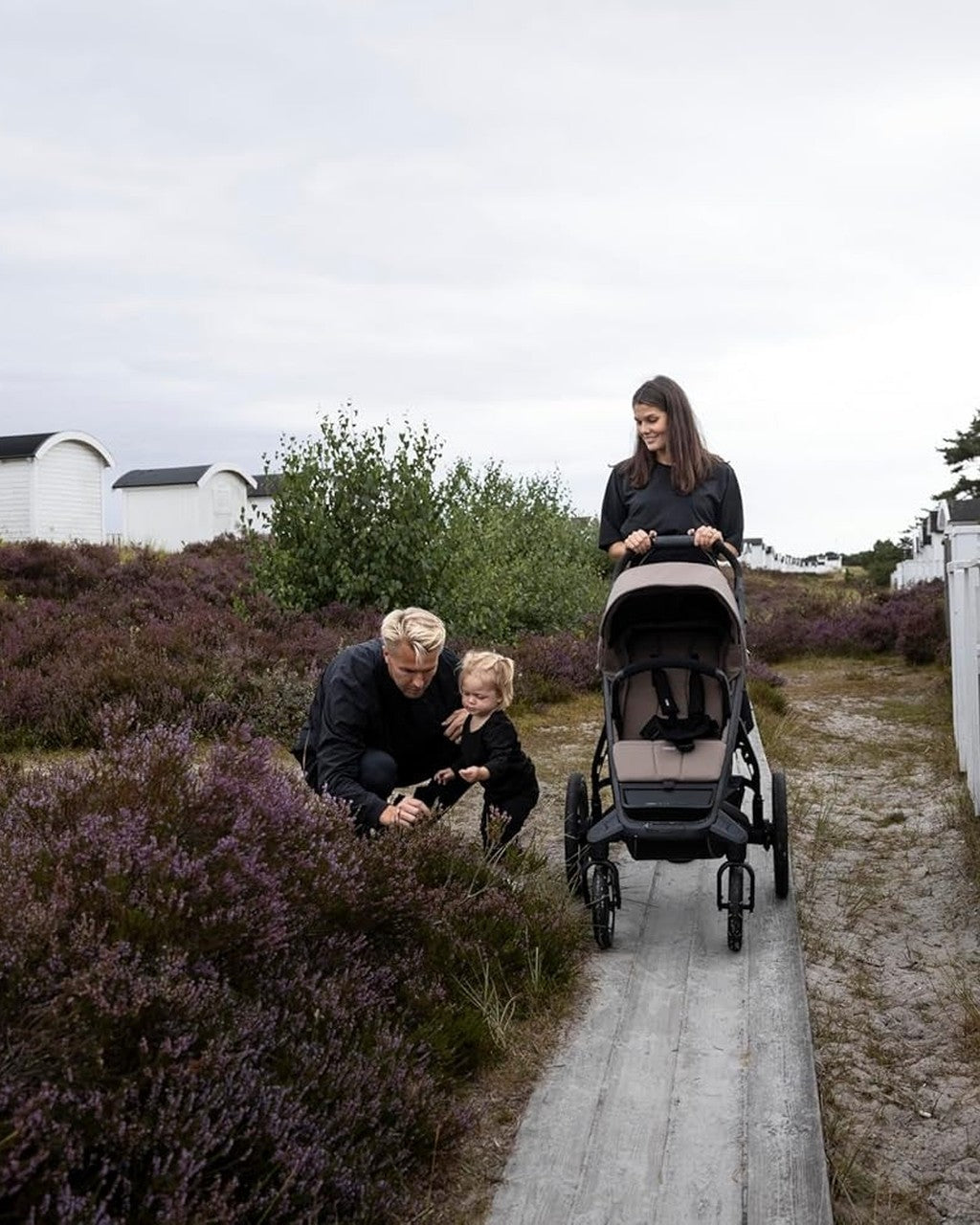 Thule Urban Glide 4-Wheel All-Terrain Single Stroller With Magnetic Buckle