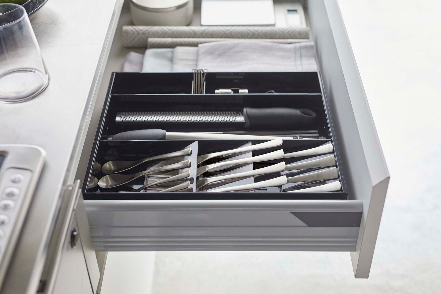 Yamazaki Home Large Expandable Cutlery Organizer