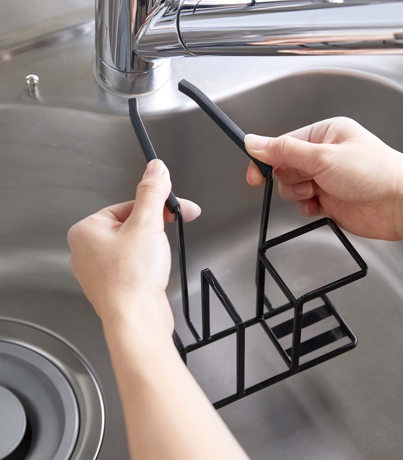 Yamazaki Home Faucet-Hanging Sponge and Brush Holder
