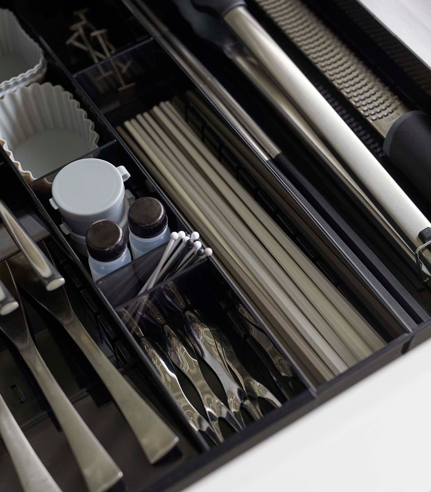 Yamazaki Home Large Expandable Cutlery Organizer