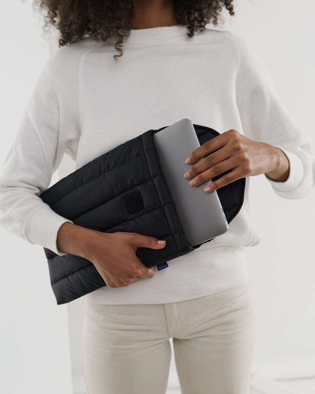 Baggu Puffy Laptop Sleeve 16in | Black